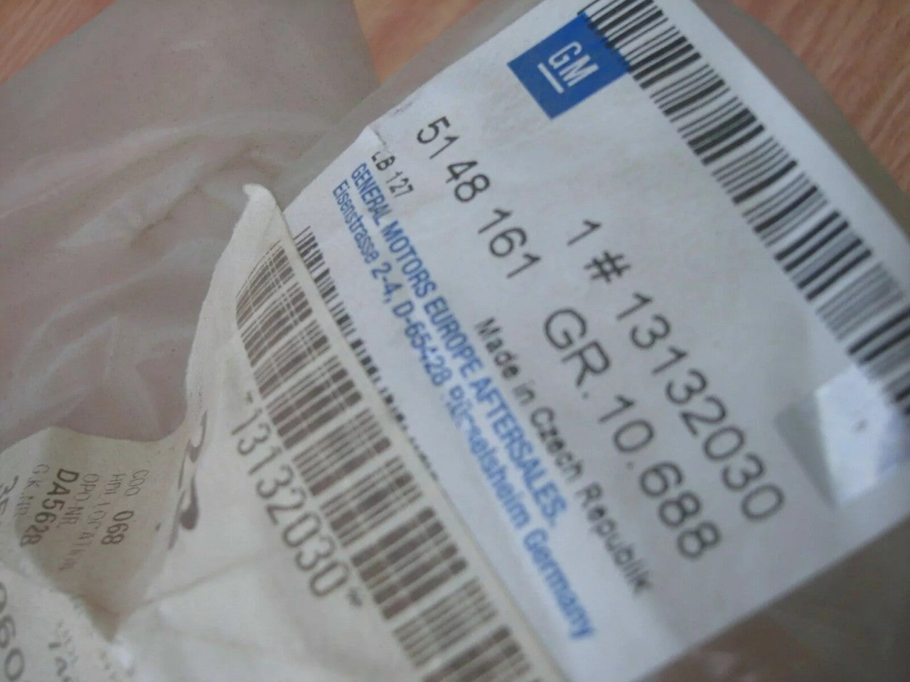 Window Seal Rear Right fits Opel Vauxhall Zafira B 13132030 Genuine View Rear