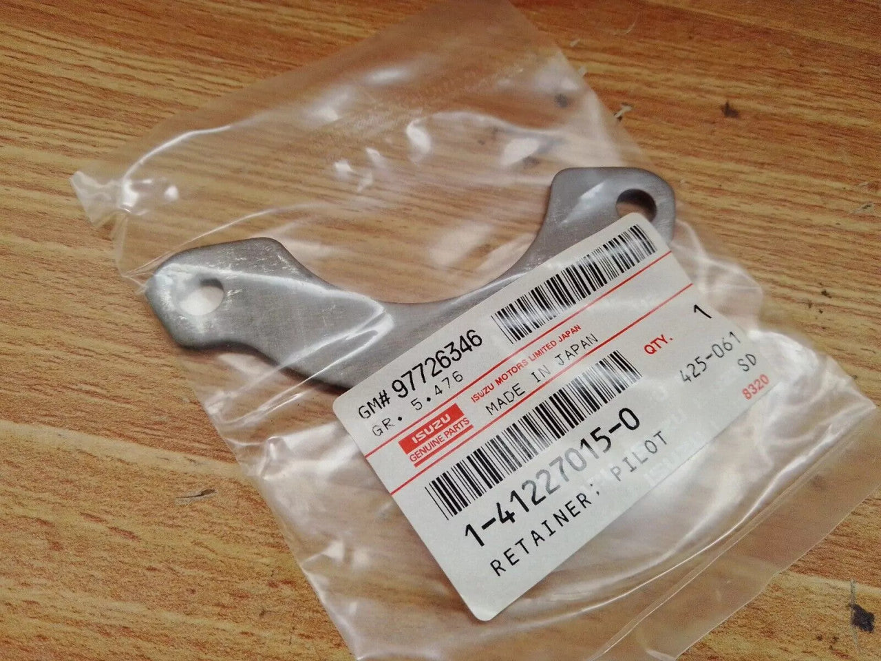 2x Differential Pilot Bearing Retainer fits Isuzu Bus Truck 1412270150 Genuine View Rear