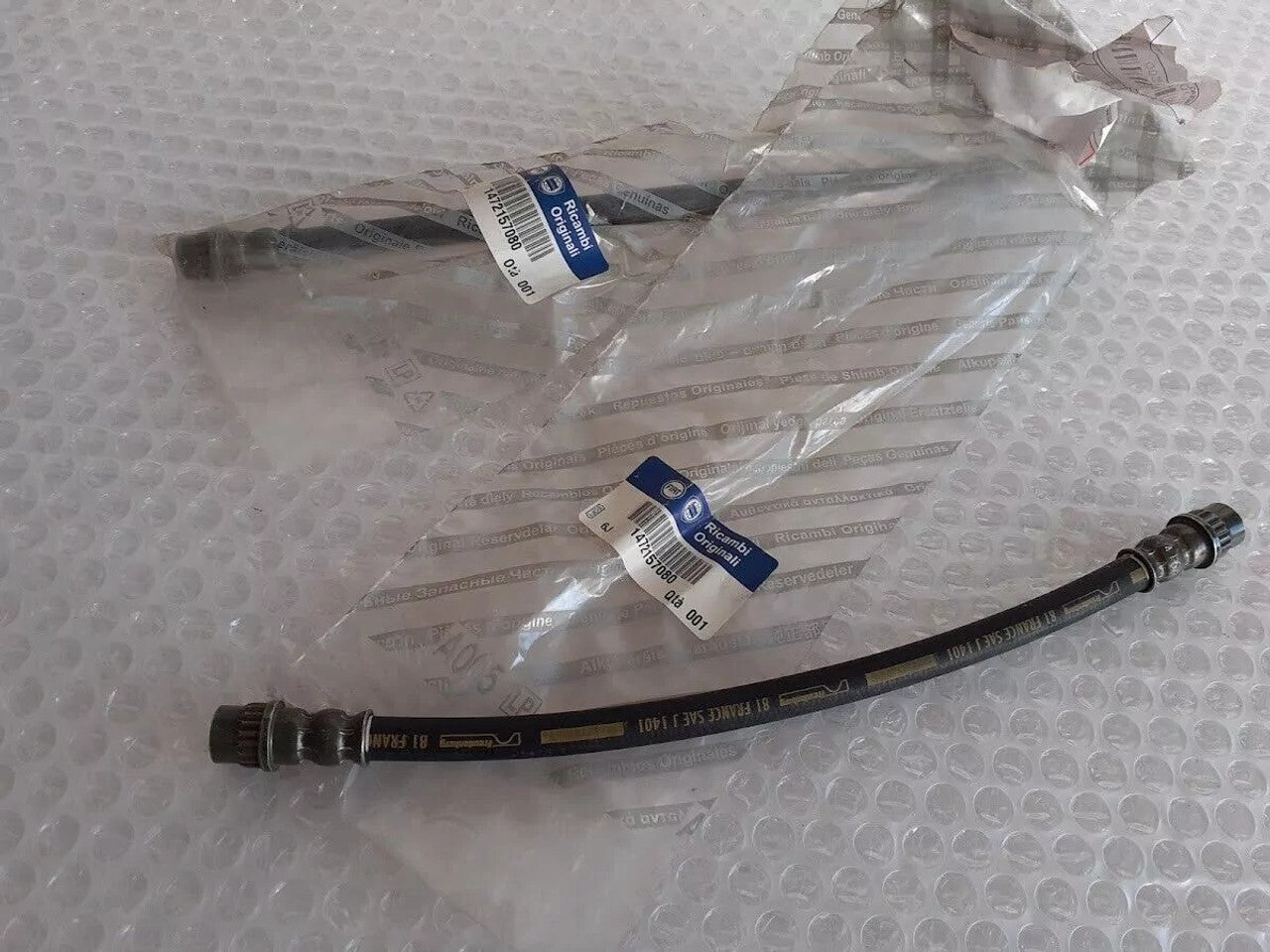 2x Brake Hose Rear fits Fiat Ulysse Scudo Lancia Phedra Z 1472157080 Genuine View Front