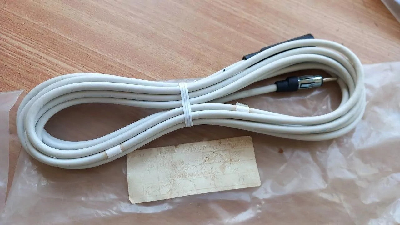 Antenna Cable fits Saab 900 5371216 Genuine View Front