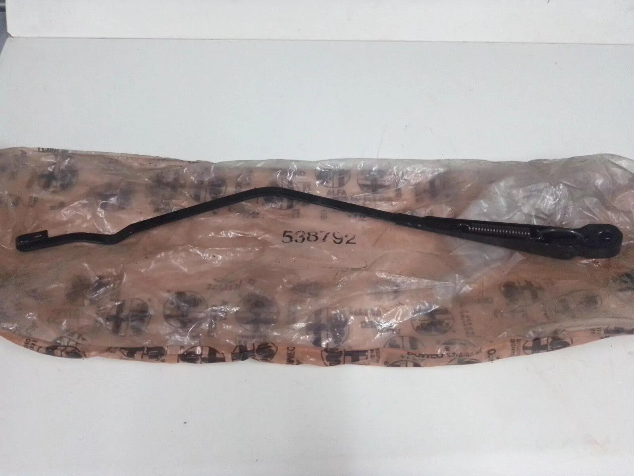 Wiper Arm fits Alfa Romeo 538792 Genuine View Rear