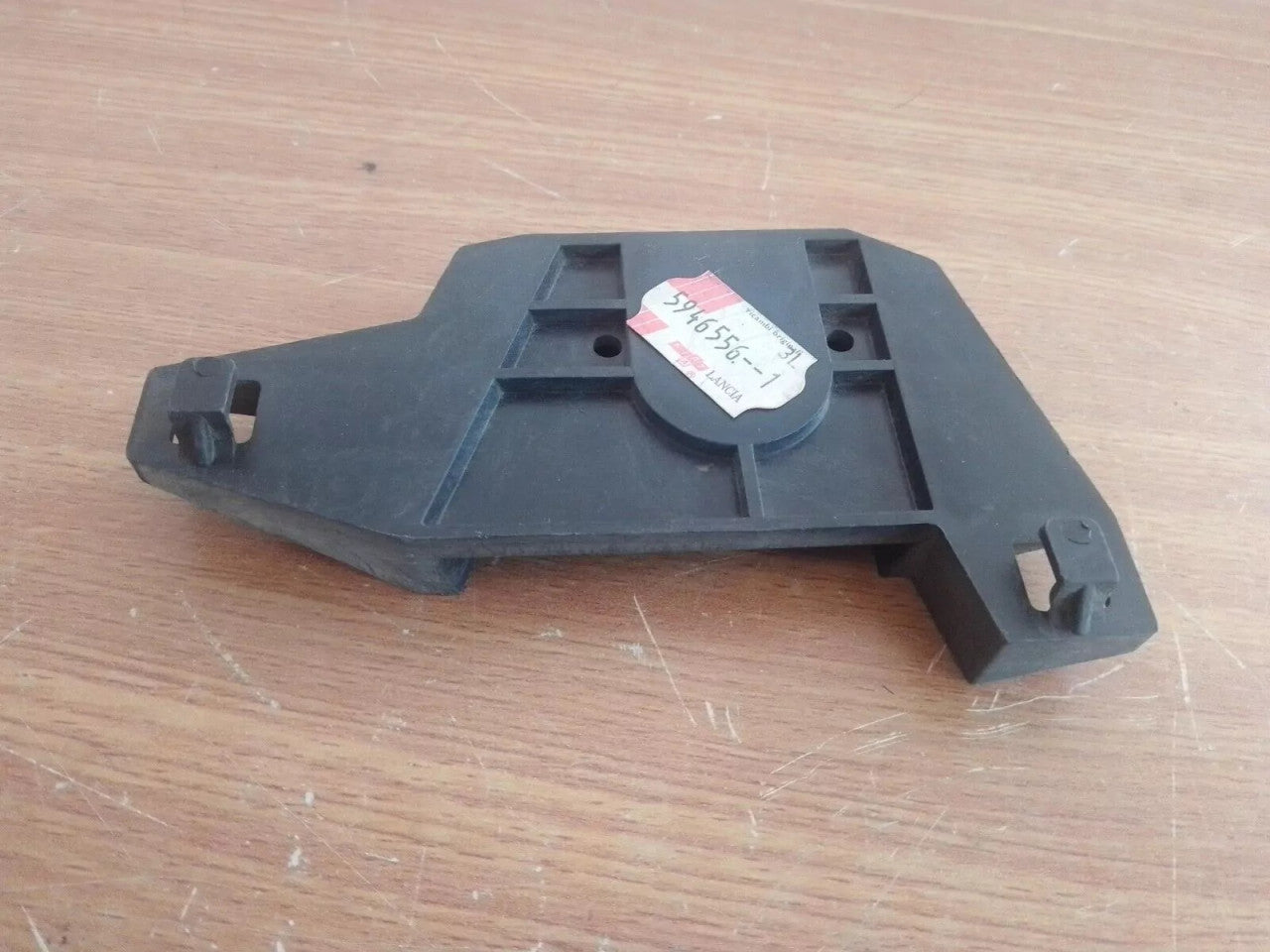 Wipers Tank Reservoir Bracket fits Fiat 127 5946556 Genuine View Rear