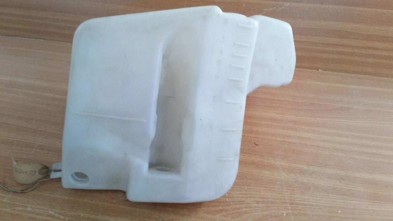 Wipers Water Tank fits Alfa Romeo 33 60738987 Genuine View Right