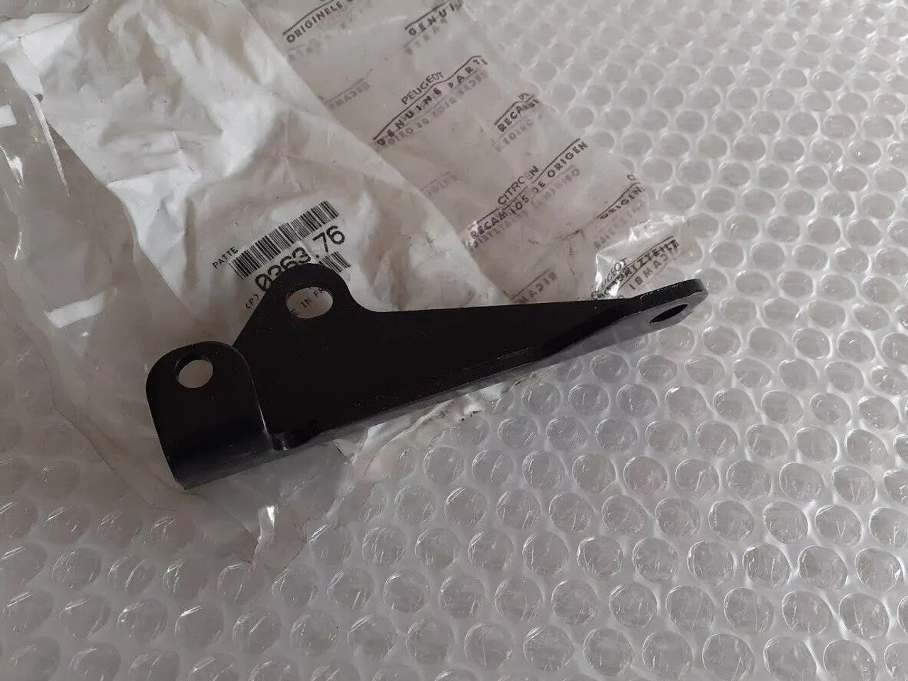 Intake Manifold Bracket fits Peugeot Boxer DJ5TED Fiat Ducato 036376 Genuine View Right