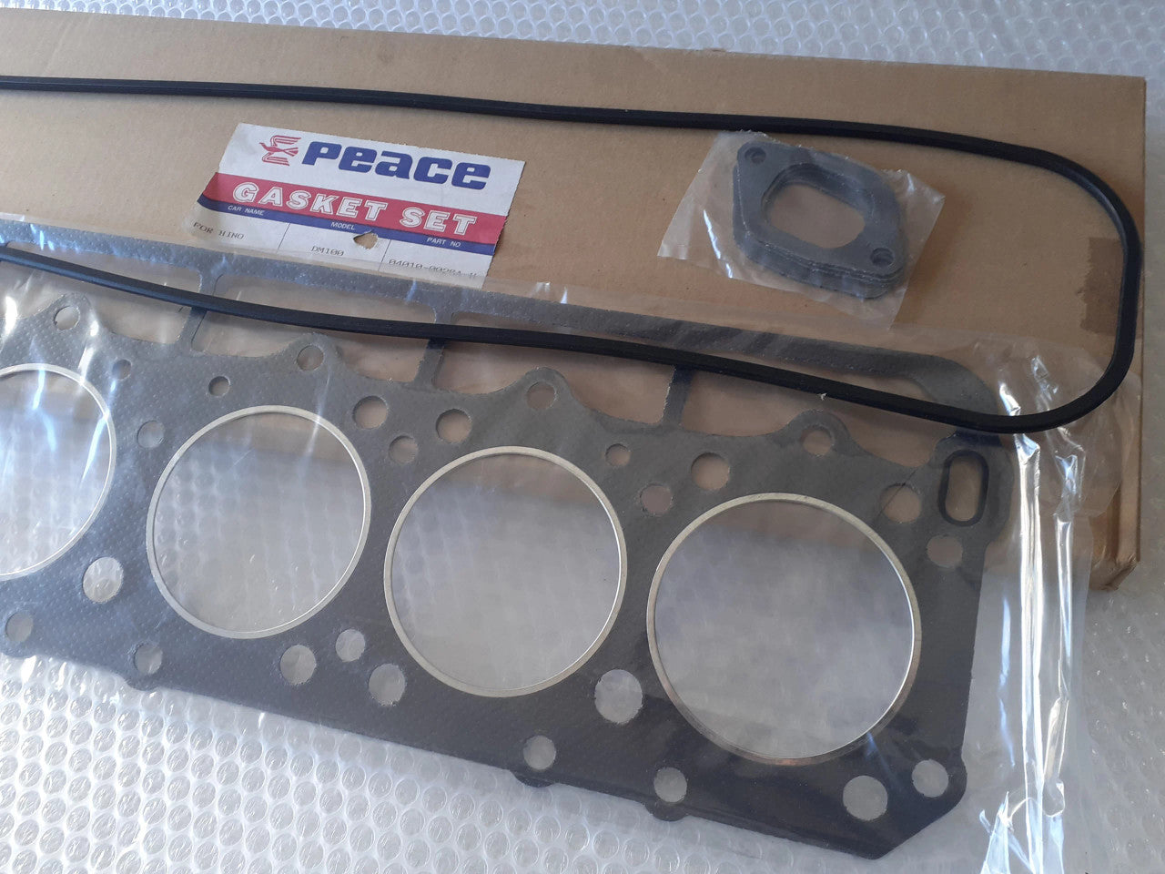 Head Valve Gasket fits Hino Truck DM100 engine 04010-0026A View Right