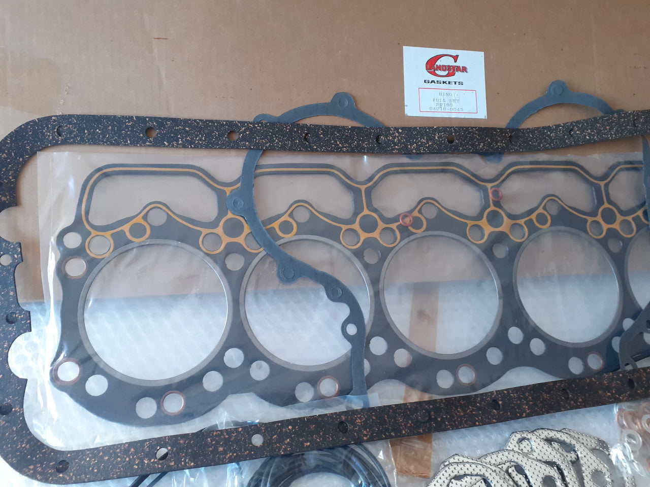 Full Gasket Set kit fits Hino Truck EC100 engine 04010-0043 View Rear