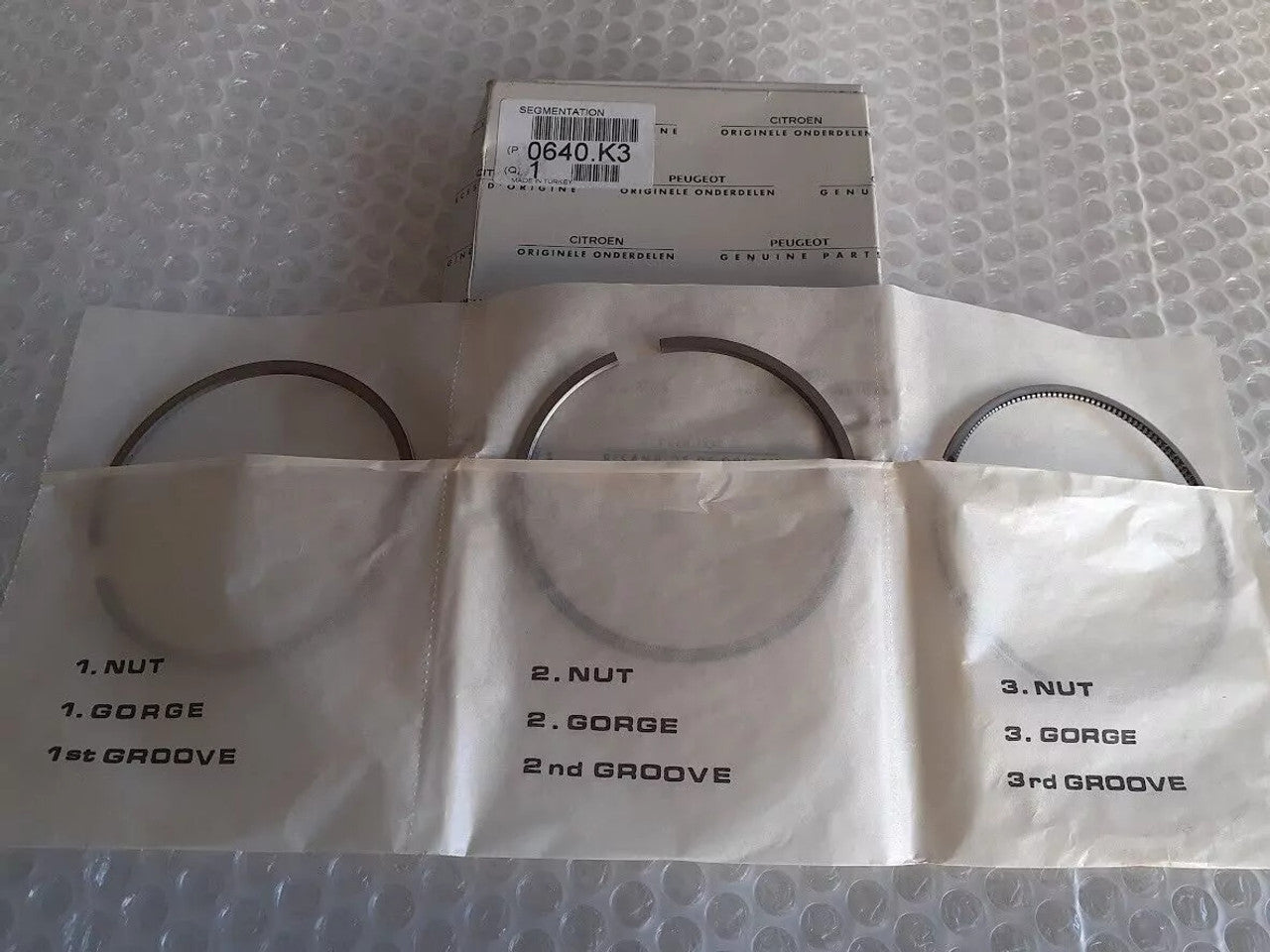Piston Rings Set STD fits Peugeot Citroen XUD7 0640K3 Genuine View Rear