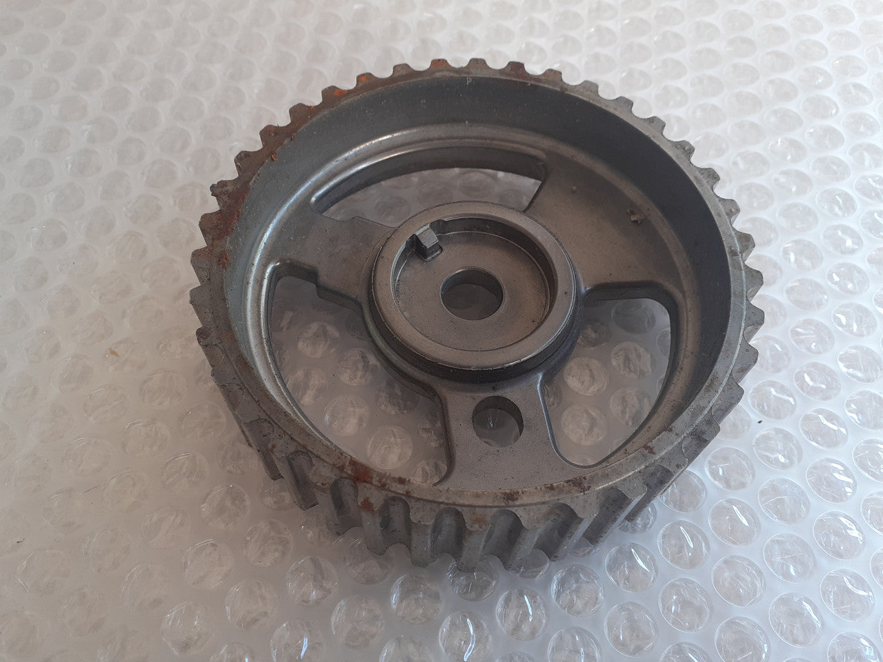 Camshaft Pulley Gear Sprocket fits Peugeot Citroen DS EW10 0805C5 Genuine View Front