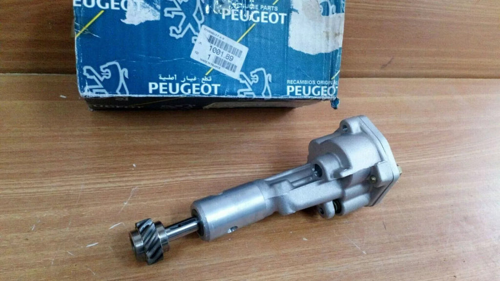 Oil Pump fits Peugeot J9 100189 Genuine View Front