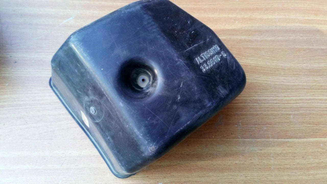 Cowl Cover Left fits Alfa Romeo 100767 33.6610-S Genuine View Front