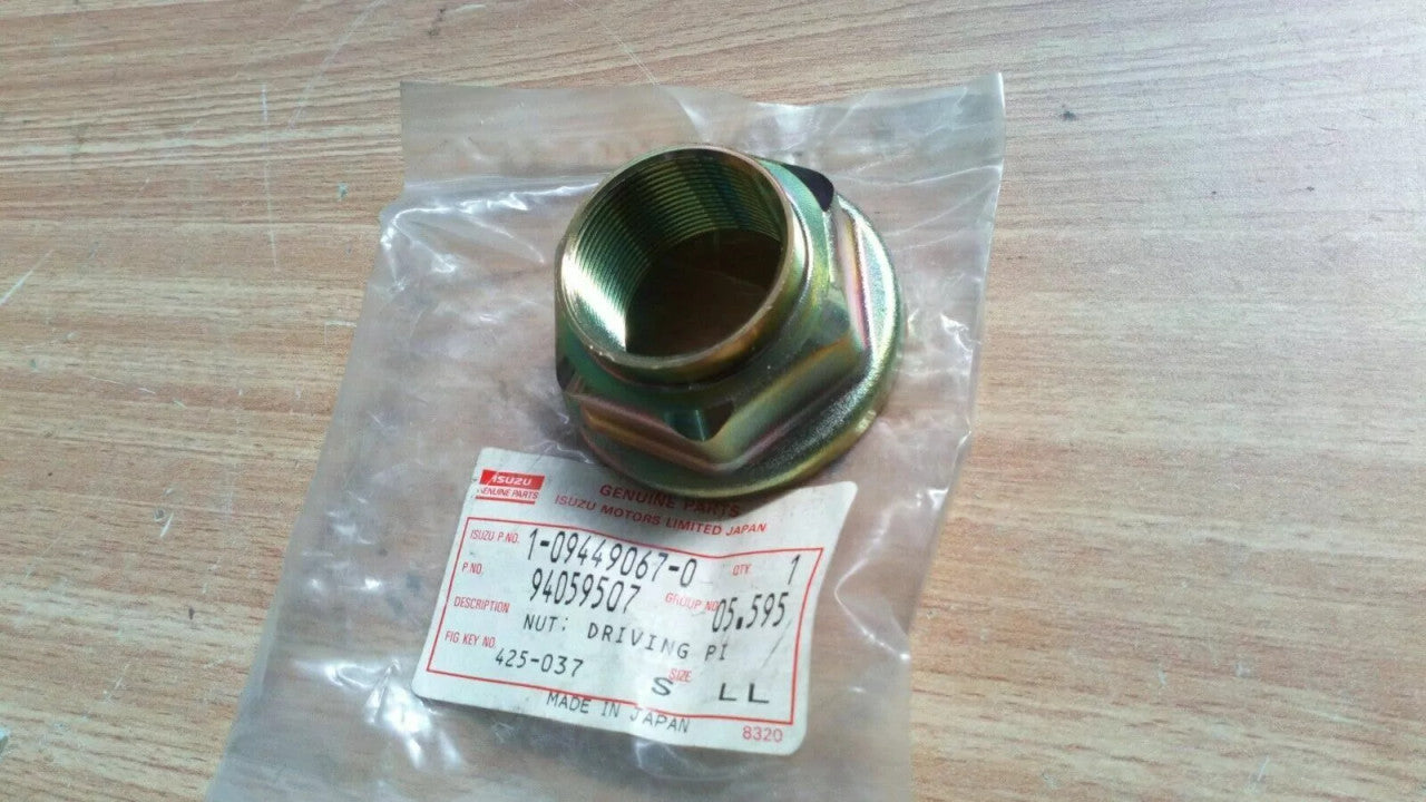 Pinion Nut fits Isuzu Truck Giga Bus LT 1094490670 Genuine View Front