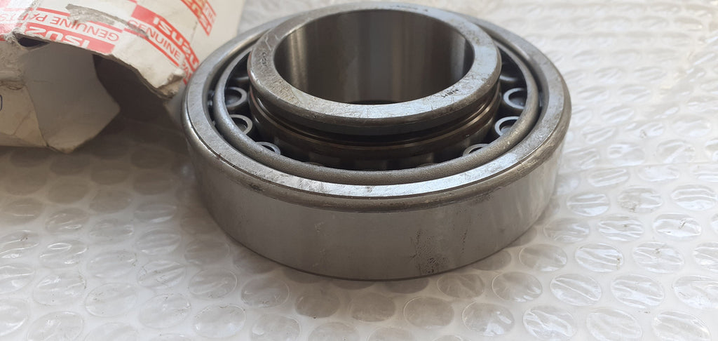 Counter Shaft Bearing fits Isuzu Bus Truck 1098101400 Genuine View Left
