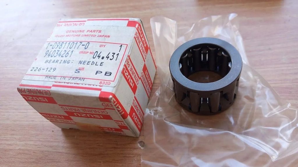 Transmission Needle Bearing fits Isuzu Bus LT Truck FSR FVR 1098110170 Genuine View Front