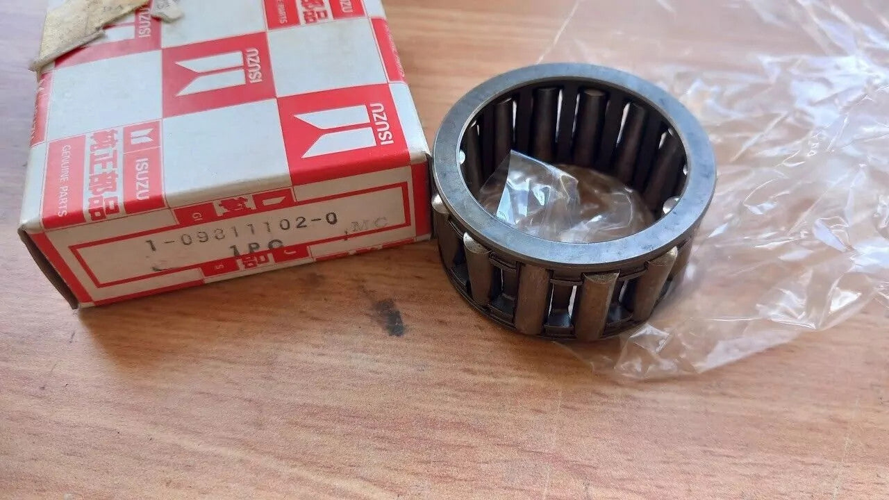 Transmission Needle Bearing fits Isuzu Truck FSR FTR Bus LT 1098111020 Genuine View Front
