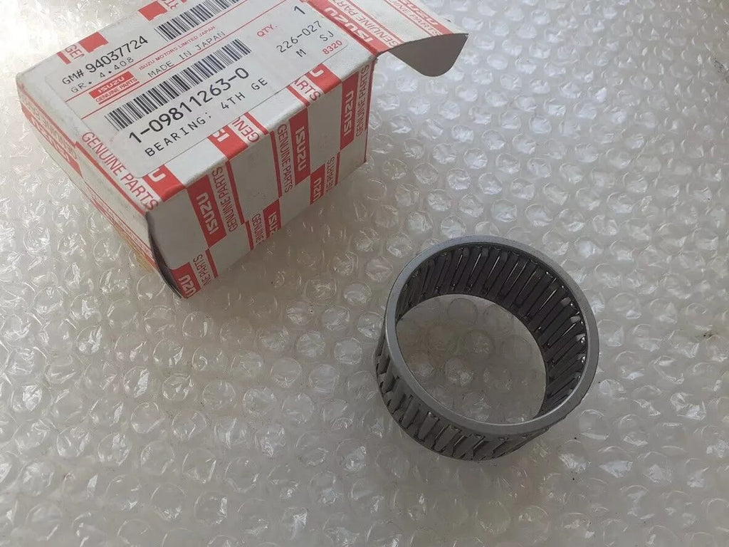 Transmission Needle Bearing fits Isuzu Bus LT Truck FSS FTS 1098112630 View Rear