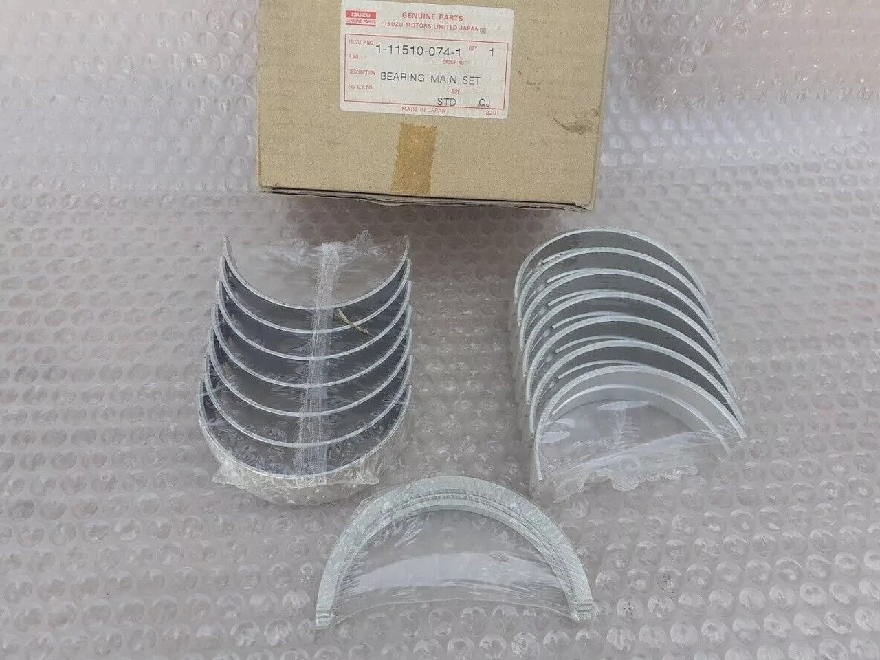 Main Bearings Set Crankshaft fits Isuzu Komatsu Hitachi 6BG1 6BD1 6BB1 STD 1115100741/STD View Rear