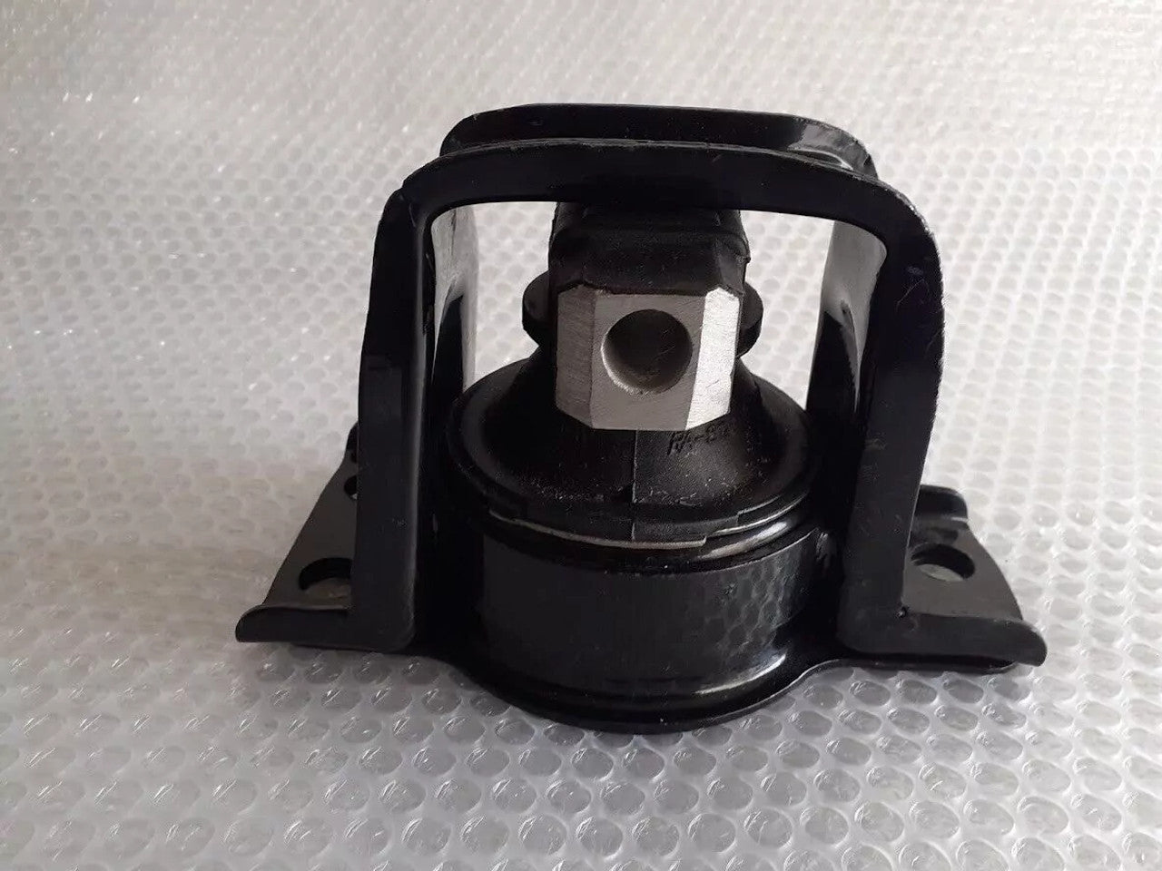 Engine Mount Front fits Nissan Bluebird G11 Tiida Versa C11 Wingroad Y12 11210-ED800 View Front