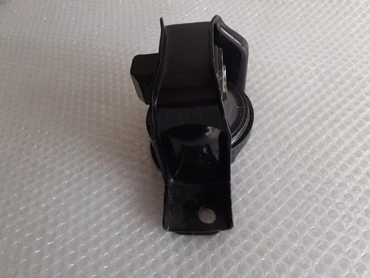 Engine Mount Front fits Nissan Bluebird G11 Tiida Versa C11 Wingroad Y12 11210-ED800 View Close Up Rear