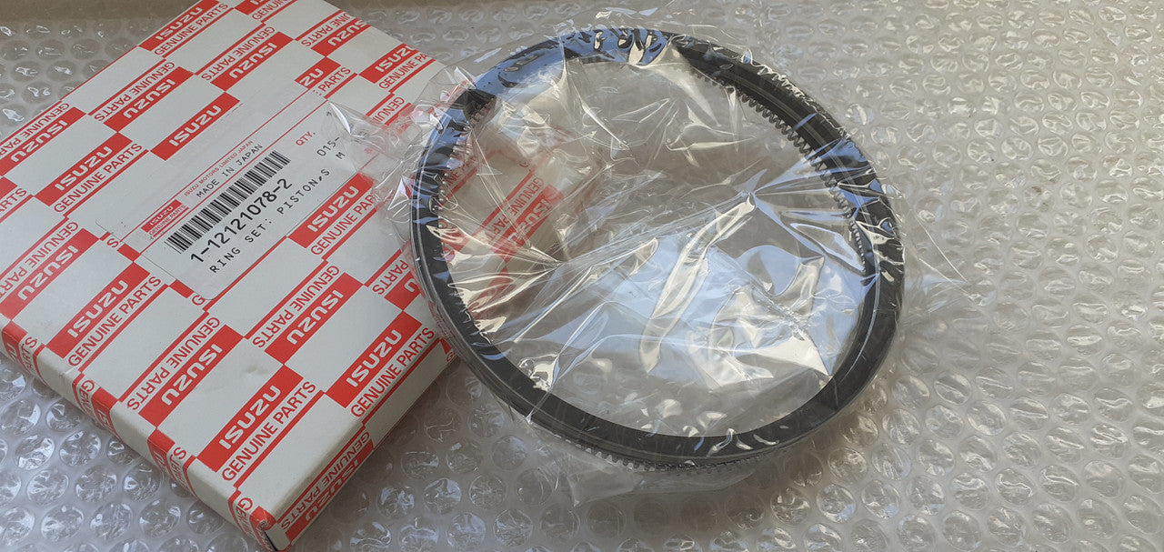 6x Piston Rings Set fits Isuzu 6RB1 1121210782 Genuine View Front