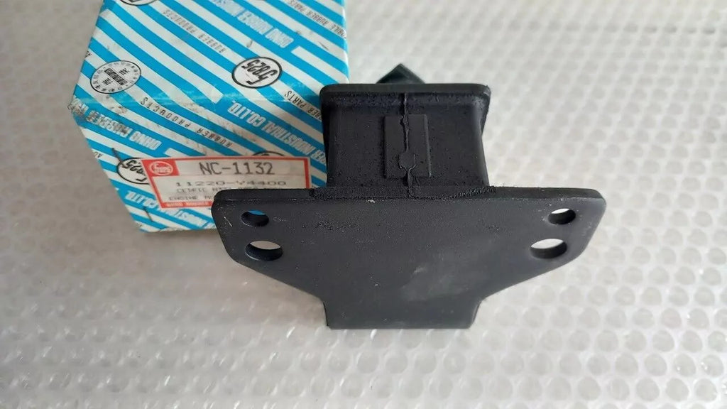 Engine Mount Front fits Nissan Caravan Homy Urvan E23 Cedric 11220-Y4400 View Rear