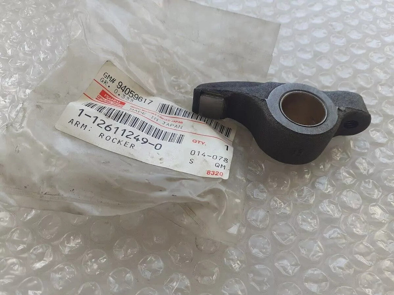 Rocker Arm fits Isuzu Hitachi 6BD1 6BB1 6BG1 4BD1 4BG1 4BE1 1126112490 Genuine View Rear