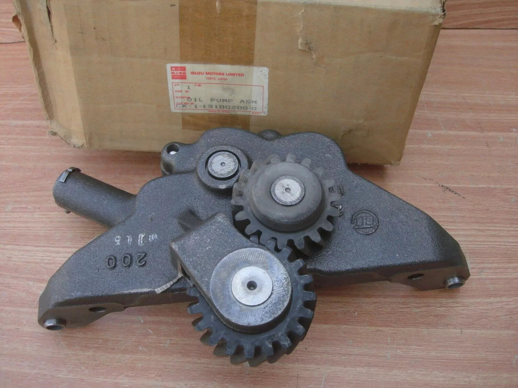 Oil Pump fits Isuzu Bus Truck 6QA1 engine 1131002000 Genuine View Front