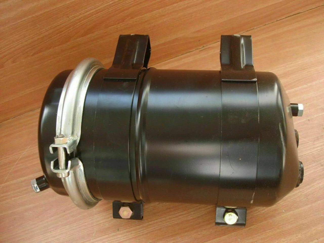 Oil Filter Housing Casing fits Isuzu Bus Truck LT111 MT111/112 6RB1T 1132004402 View Front