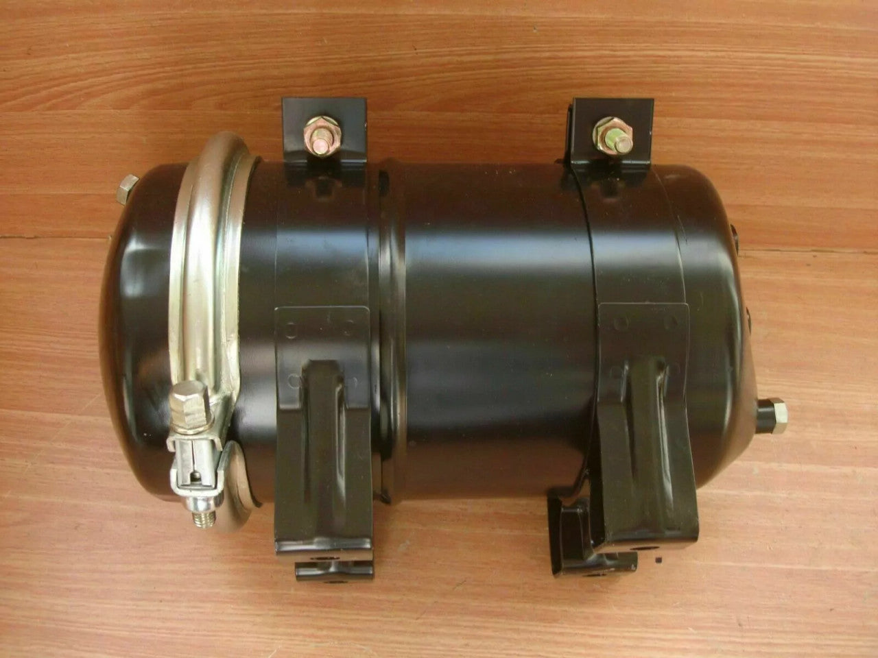 Oil Filter Housing Casing fits Isuzu Bus Truck LT111 MT111/112 6RB1T 1132004402 View Left