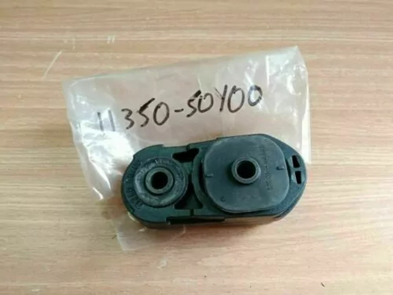 Motor Mount Rear Engine fits Nissan Micra March Pulsar Sentra Sunny Wingroad 11350-50Y00 View Front