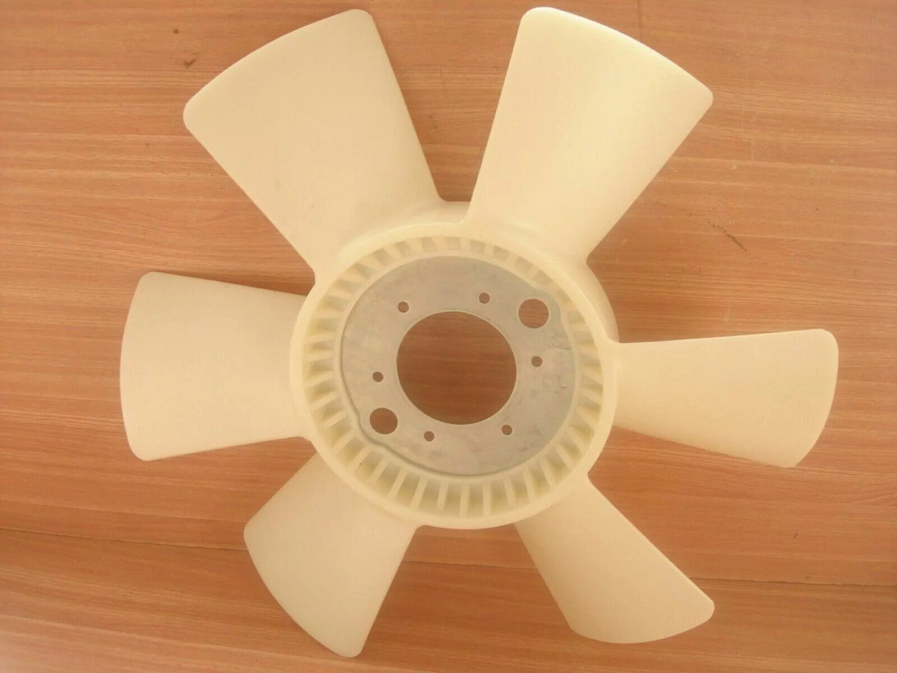Engine Fan Radiator fits Isuzu LT Bus Truck Hitachi 6BG1 1136601280 Genuine View Front
