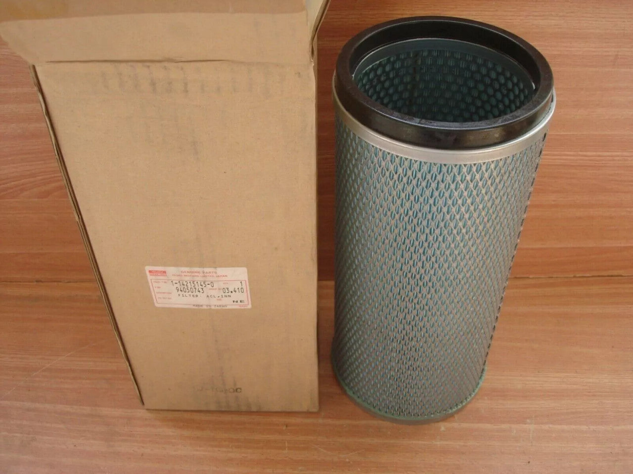 Air Filter Inner fits Isuzu Bus Truck LT 133P FSS TFS 1142151450 Genuine View Front