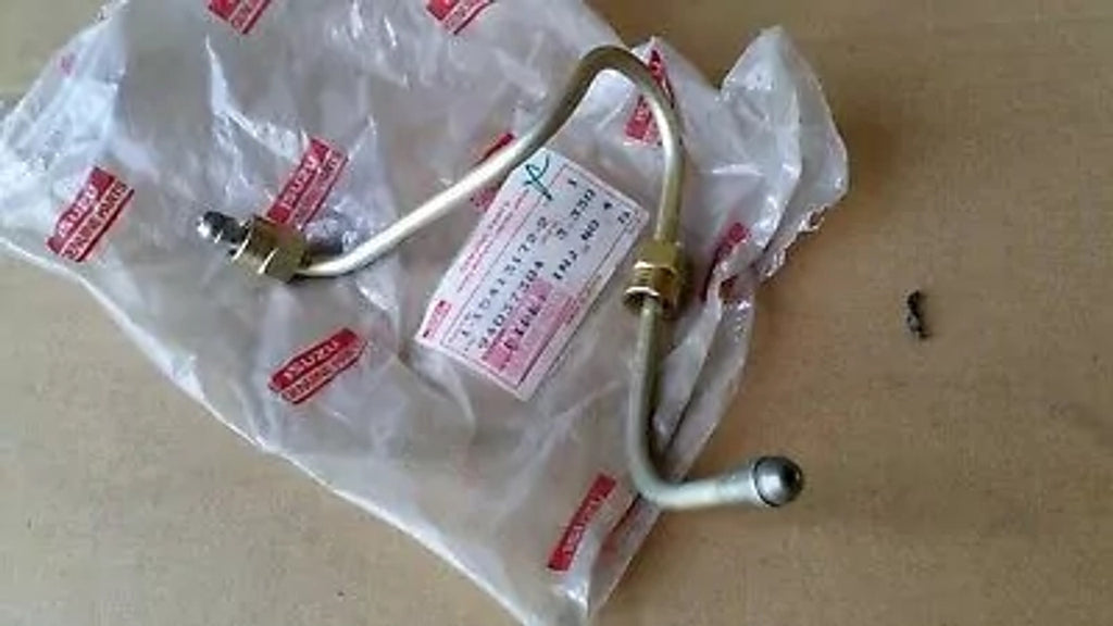 Fuel Pipe No 4 fits Isuzu Bus Truck Forklift FSS FTS 6BD1/T 6SD1/T 1154131722 View Rear