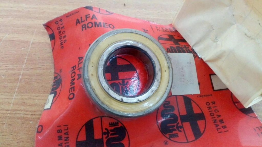 Transmission Gearbox Bearing fits Alfa Romeo Alfetta GTV 75 116001245308 View Rear