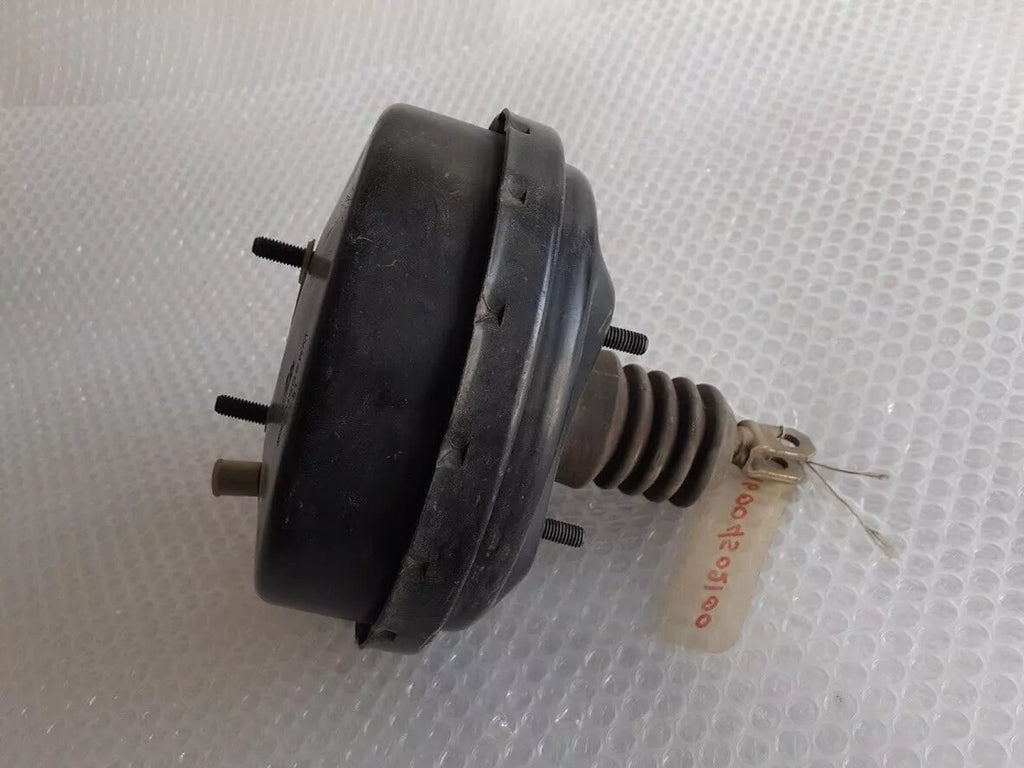 Brake Booster Servo fits Alfa Romeo Alfetta 116004502100 View Close Up Front