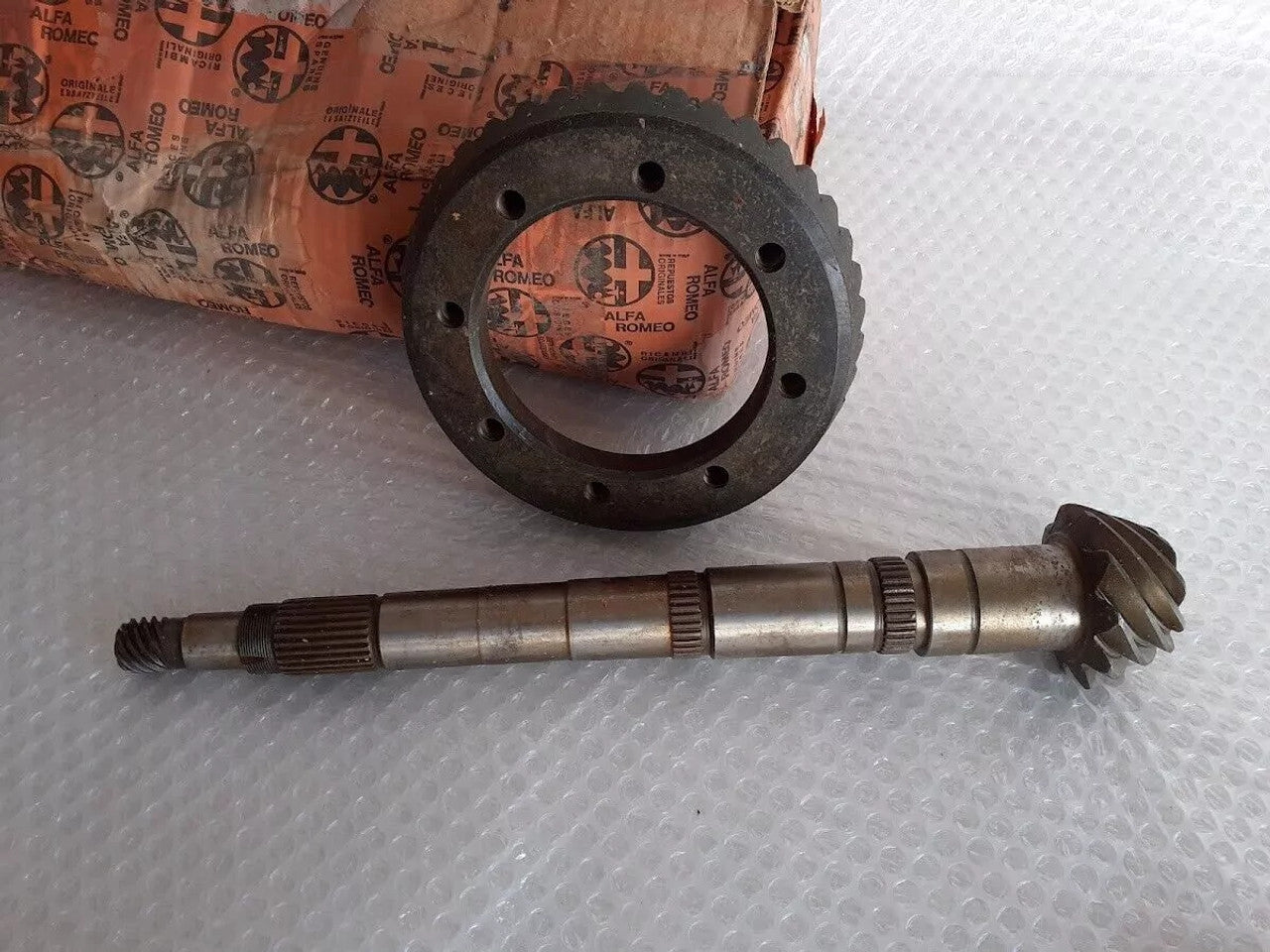 Differential Gear & Pinion 10/41 fits Alfa Romeo Alfetta 116081702100 Genuine View Left
