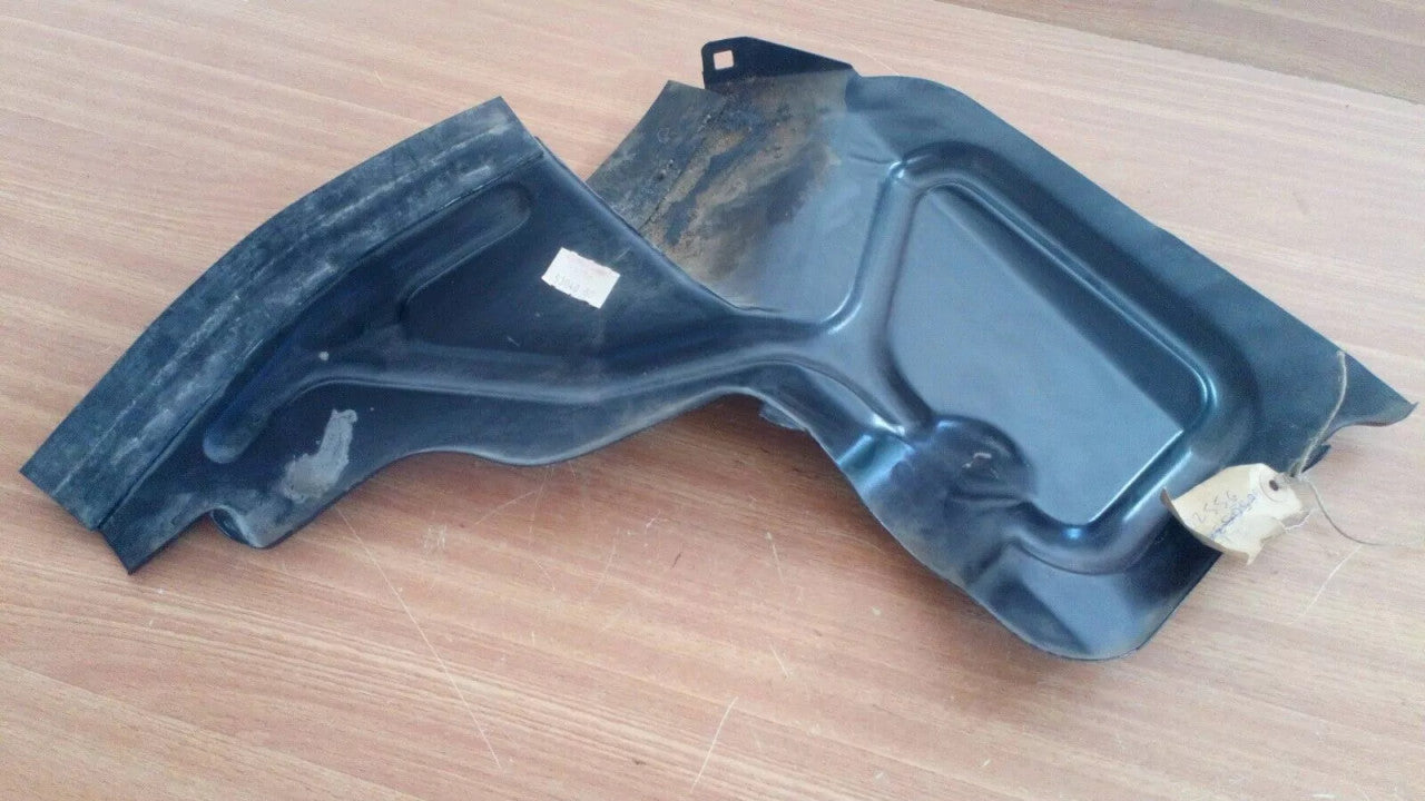 Splash Guard Front Right fits Alfa Romeo Giulietta 116505304000 Genuine View Front