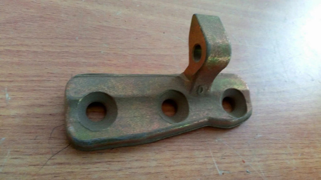 Hinge fits Alfa Romeo 116 116505365600 Genuine View Front