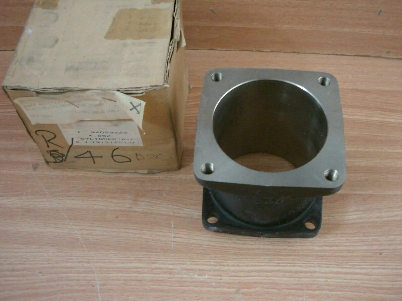 Air Compressor Cylinder Brakes fits Isuzu Bus Truck Lorry CQR MV118 CXZ CYM FVR 1191512510 View Rear