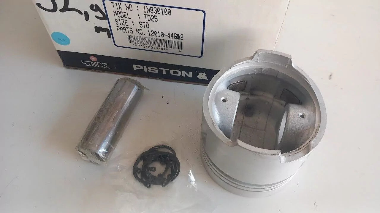 4x Piston fits Nissan TD25 engine 92.9mm Bore STD 12010-44G02 View Rear