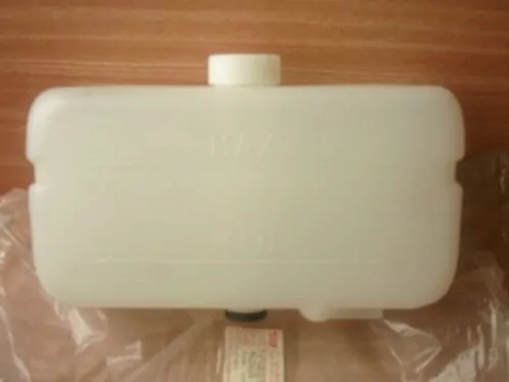 Engine Cooling Overflow Tank fits Isuzu Truck Bus FTR LT 1214800390 View Right