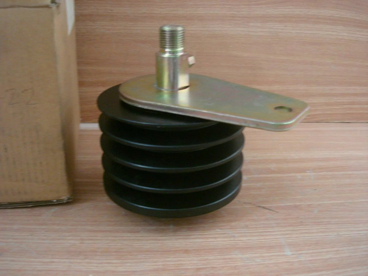 Pulley Cooling Fan Belt fits Isuzu Bus Truck 6HE1 6HH1 1216102110 Genuine View Left