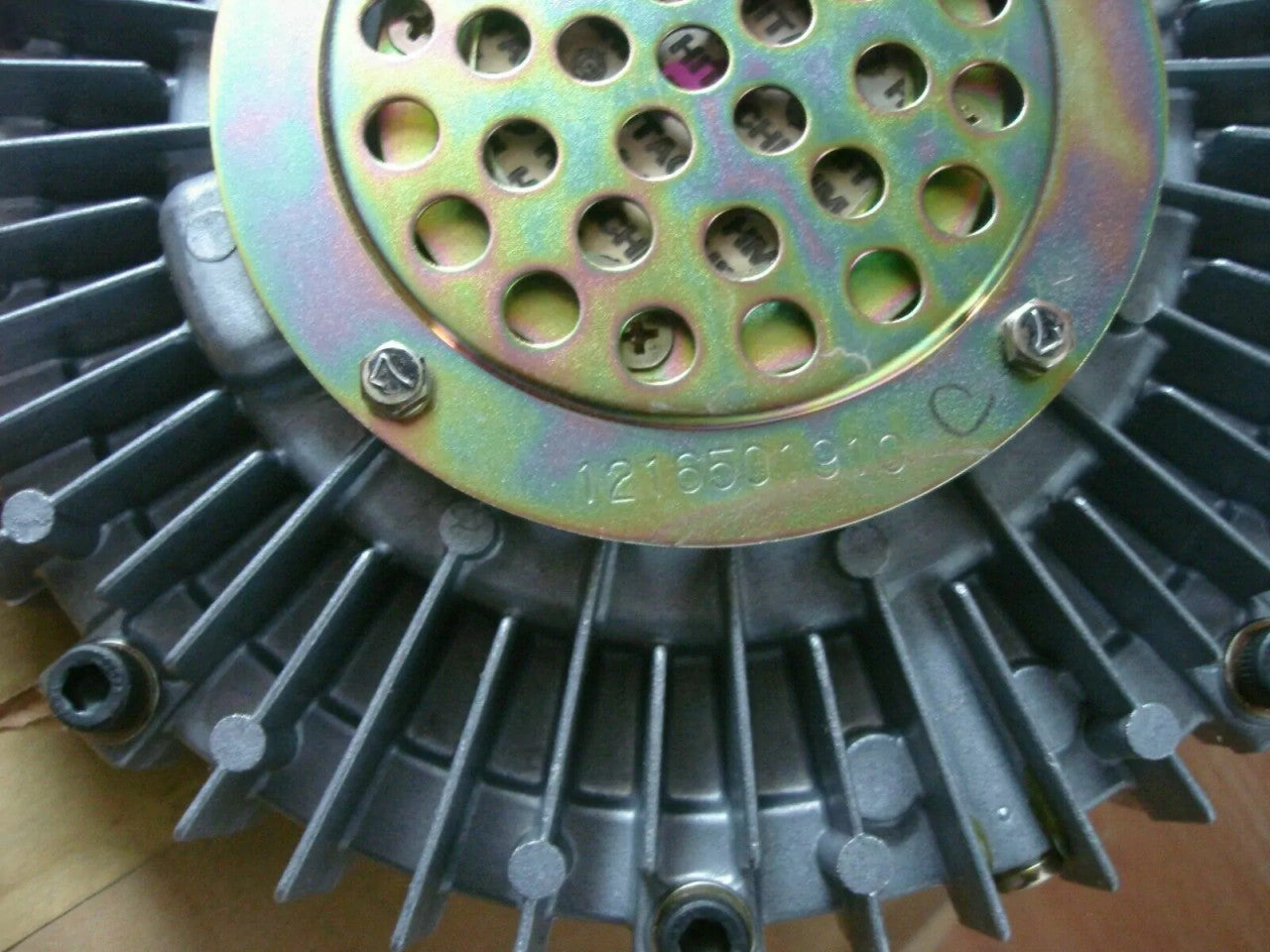 Engine Cooling Fan Clutch fits Isuzu Bus Truck LT 6HH1 6HE1 1216501910 Genuine View Rear