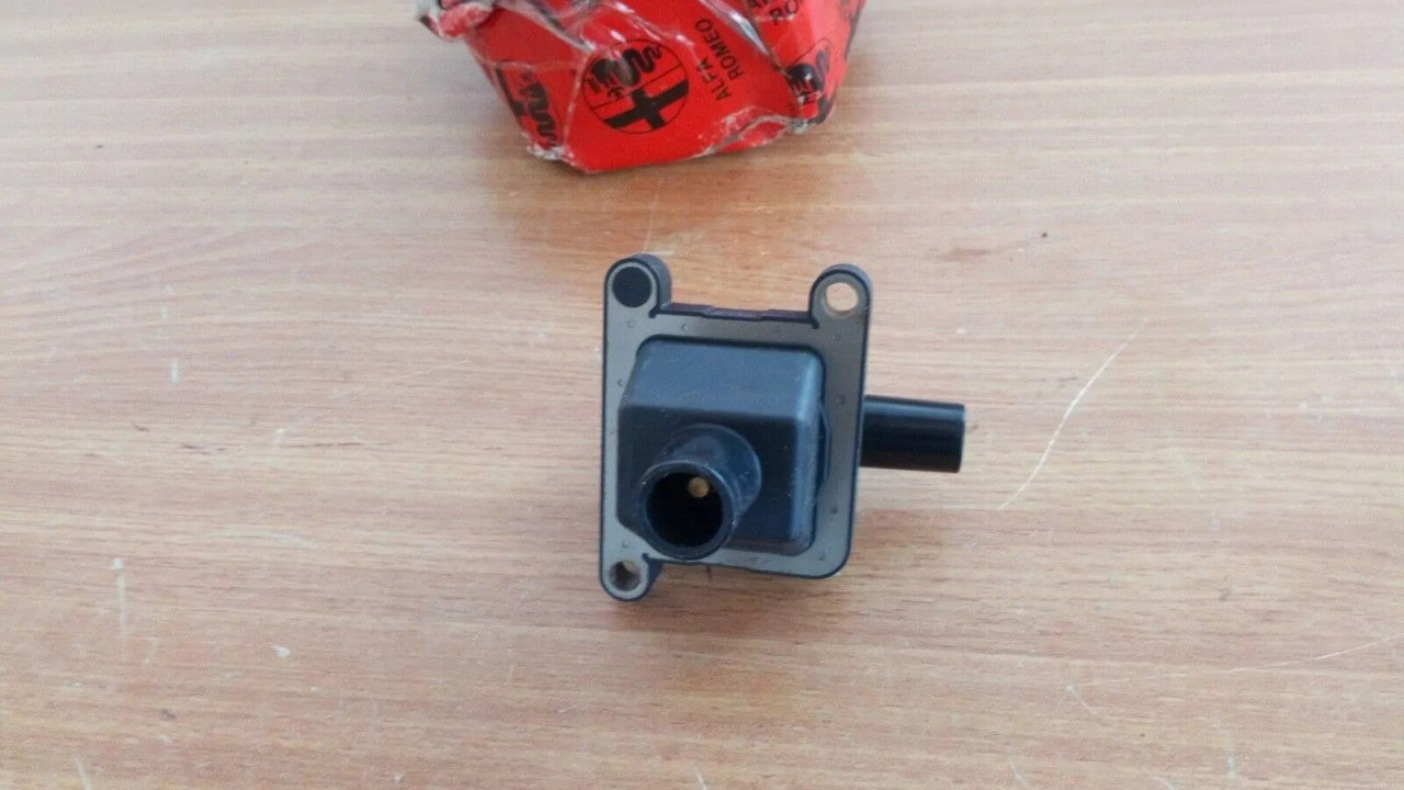 Ignition Coil fits Alfa Romeo 156 12270301062 Genuine View Right