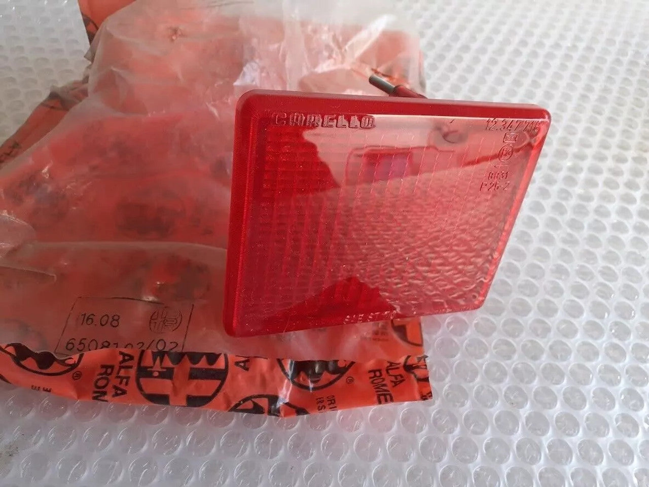 Rear Stop Light Lens Left fits Alfa Romeo Alfetta 12347718 View Front