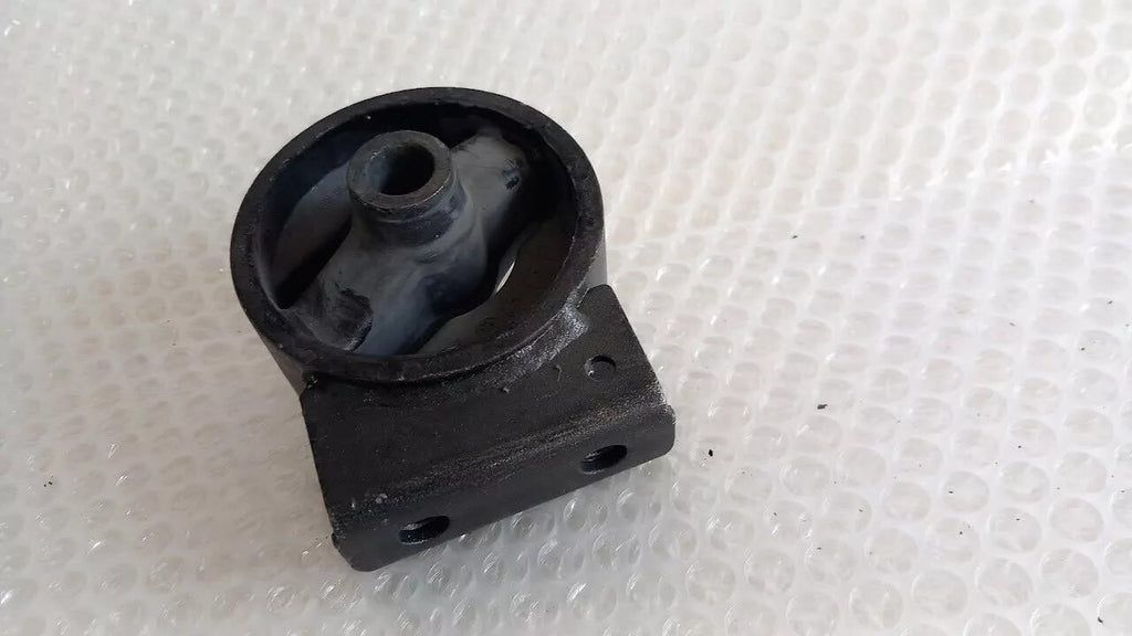Engine Mount Front fits Toyota Camry Vista Aurion CV20 SV20 SV21 VZV20 12361-64120 View Rear