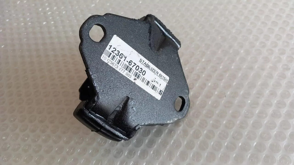 Engine Mount Front fits Toyota Hilux Surf 4Runner KDN KZN Land Cruiser KDJ KZJ 12361-67030 View Rear