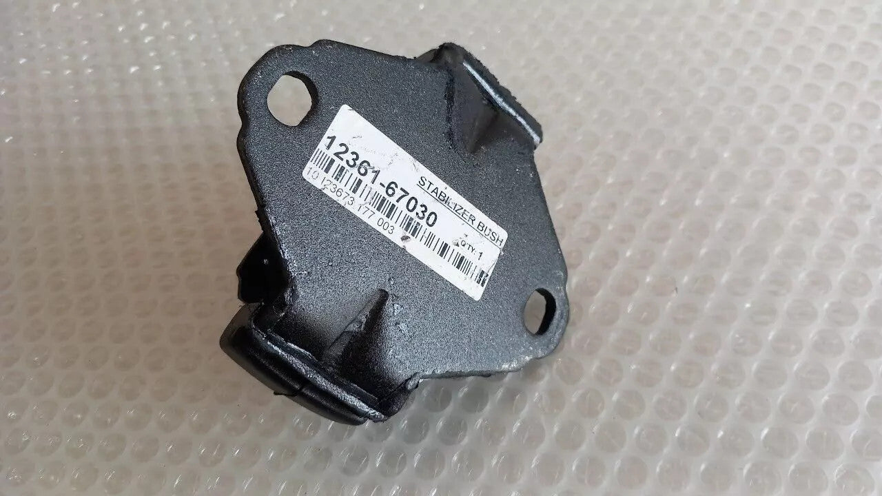 Engine Mount Front fits Toyota Hilux Surf 4Runner KDN KZN Land Cruiser KDJ KZJ 12361-67030 View Rear