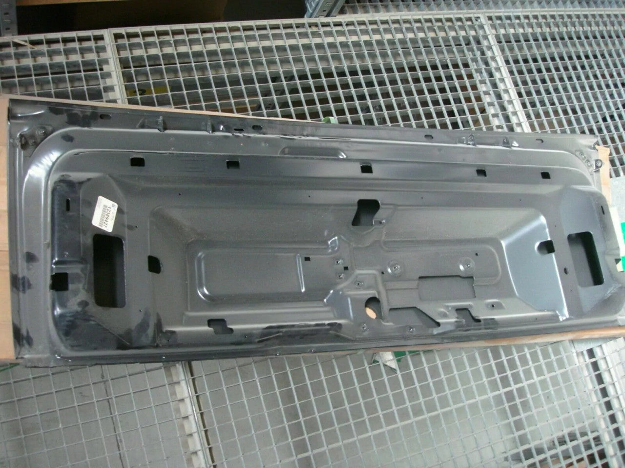 Tailgate Back Door fits Chevrolet Blazer GMC Jimmy 12389427 Genuine View Rear