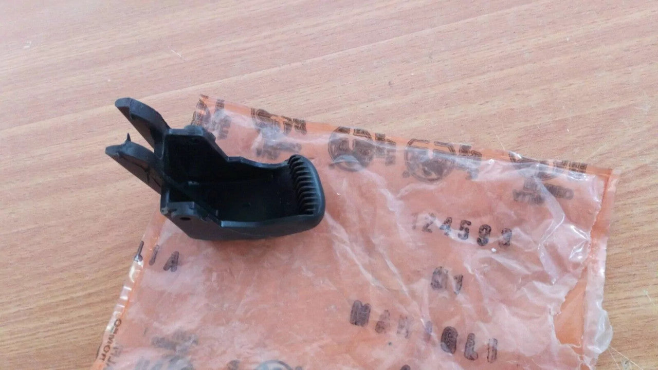 Interior Door Handle Right fits Alfa Romeo 33 124593 Genuine View Rear