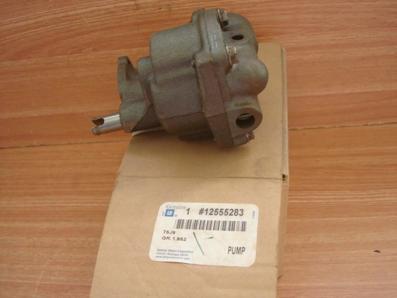 Oil Pump fits Chevrolet Blazer GMC Jimmy 4.3 V6 12555283 Genuine View Right